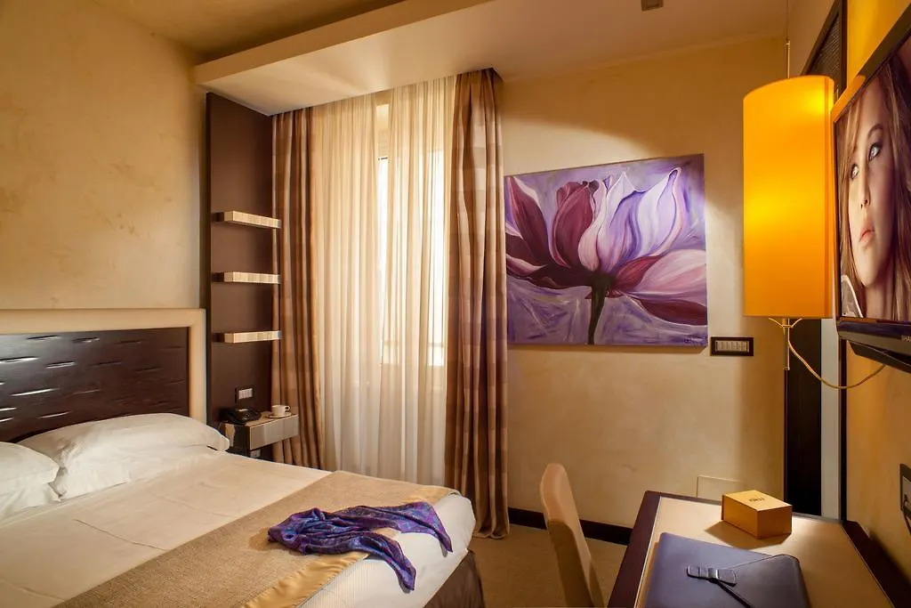 Les Fleurs Luxury House Guest House Rome 3*,  Italy