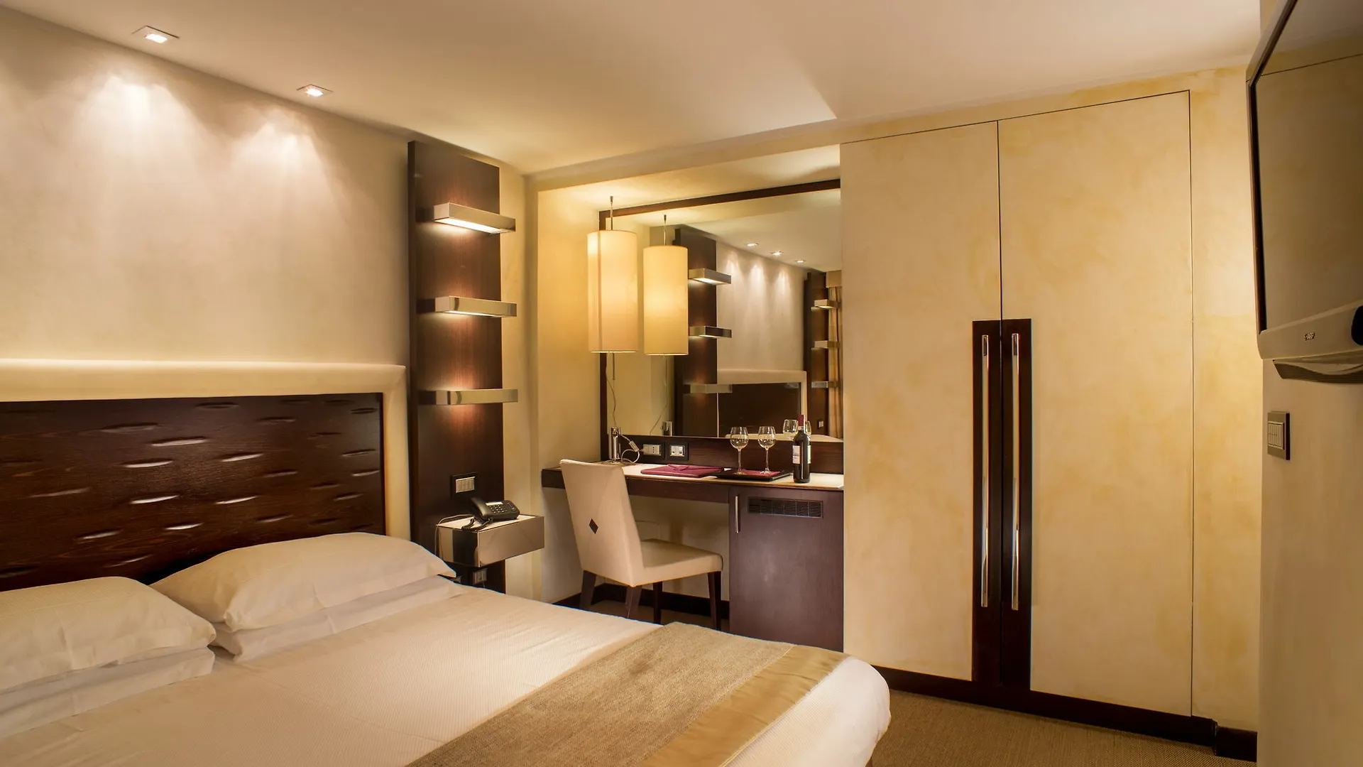 Les Fleurs Luxury House Guest House Rome