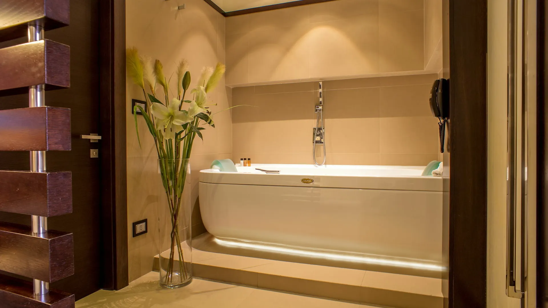Les Fleurs Luxury House Guest House Rome