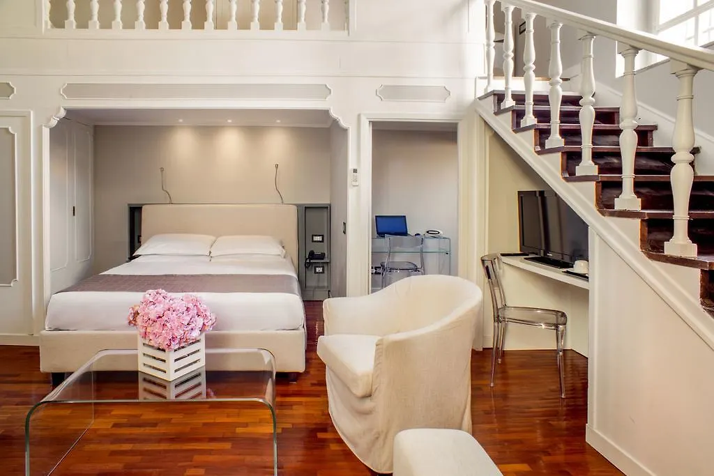 Les Fleurs Luxury House Hotel Roma 3*,