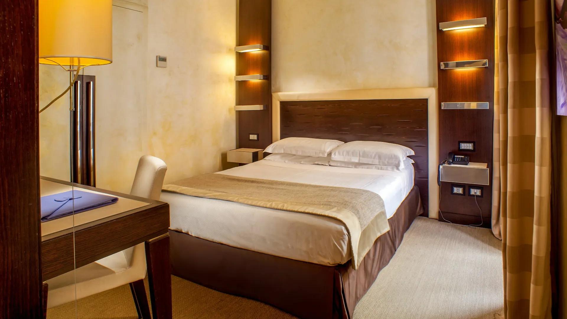 Les Fleurs Luxury House Hotel Roma